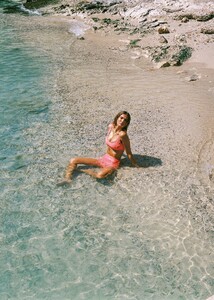 MelitaS - PoolsidePar - MaiTaiCropTop_ShortyCoralF3.jpg