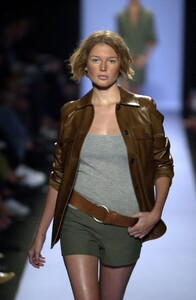 Michael Kors 2001 Women RTW 6.jpg