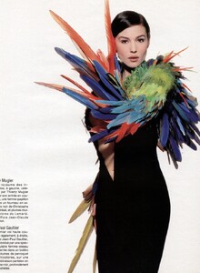 Monica Bellucci madame Figaro 01.jpg