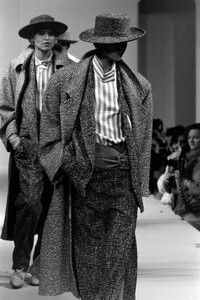 NitaSalov-Cerruti-FW-1984-85 (1).jpg