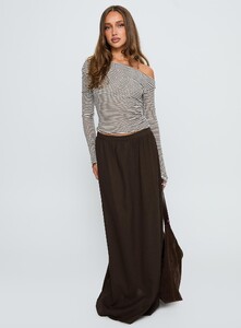 ParisG - PrPolly - Hallee Maxi Skirt Brown-8 - 1-Model-Paris-Us2.jpg