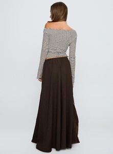 ParisG - PrPolly - Hallee Maxi Skirt Brown-8 - 4-Model-Paris-Us2.jpg