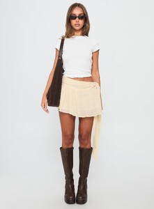 ParisG - PrPolly - Reviva Ruche Wrap Mini Skirt Cream-8 - 6-Model-Paris-Us2.jpg