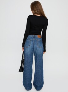 ParisG - PrPolly - Wolfe Low Rise Denim Jeans Dark Blue Wash-4 - 4-Model-Paris-Us2.jpg