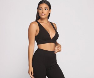 Plunging-V-Neck-Ribbed-Bralette-239.jpg