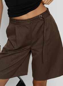 SG - PrPolly - Lorina Tailored Longline Shorts Brown Pinstr-12 - 5-Model-Shelby-Us2.jpg