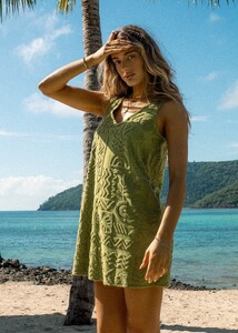 Saskia - PoolsidePar - MaiTaiDressMoss2.jpg