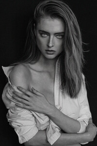 StaceyLG - NewWorld Port - 1588221709.jpg