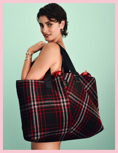 Taylor Marie Hill - Victoria's Secret [2025.11.30] Email LQ.jpg