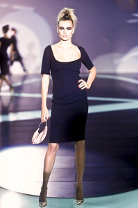 Valentino 2001 Women RTW 52.jpg