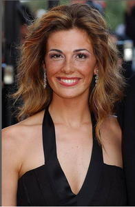 VanessaIncontrada (2).png