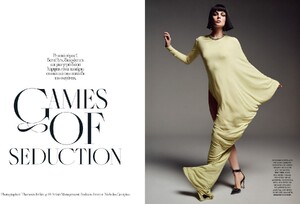 Vogue Greece 12-2025.jpg