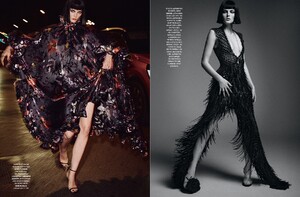 Vogue Greece 12-2025_7.jpg