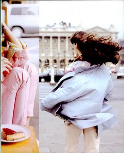 Vogue Italia February 1992 301.jpg