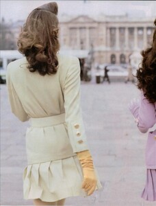 Vogue Italia February 1992 302.jpg