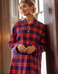 W_Nightshirt_Dumbarton_Tartan_1304-1860px_540x.jpg