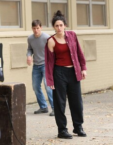 emmy-rossum-filming-furious-in-nyc-november-2025-8.jpg