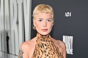 halsey-23.jpg