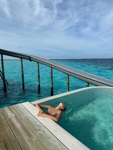 myrkiajade_3731342968902311119's2025-9-28-11.27.30 story.jpg