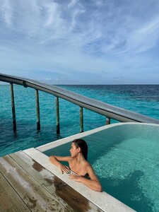 myrkiajade_3731342969053284220's2025-9-28-11.27.113 story.jpg