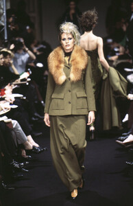 paula abbott jl976.jpg