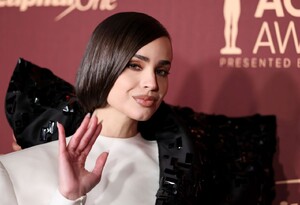 sofia-carson-at-actor-awards-2025-night-in-los-angeles-6.jpg