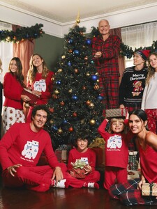 tezenisofficial_605804016_18548952823038867_4826215345745657118_n (1).jpg