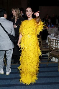 zoey-deutch-at-gotham-awards-2025-in-yellow-feathered-prada-gown-1.jpg