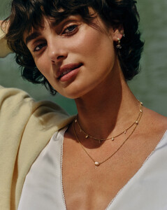 08 Taylor Marie Hill - Stone Fruit [2025] Juicy Necklace.jpg
