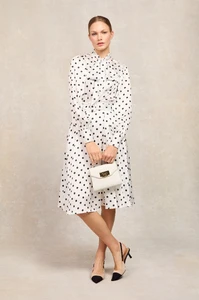 11look22-AriellaMidiDress_WhiteBlackPolkaDot__184_3.webp