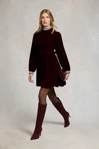 15LondonHeelBoot_OxbloodSuede_225MFTW285912_250710_AW25EcomAJ_19581_1.webp