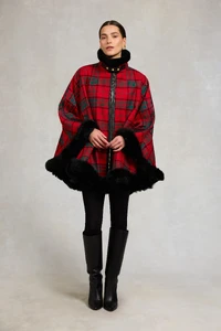 16GoldLabelChilternCape_RedTartan_225COTW055814_251001_AW25Ecom_AJ_27645_1_66fdde64-92fa-45b4-85b4-abf441468939.webp