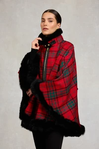 16GoldLabelChilternCape_RedTartan_225COTW055814_251001_AW25Ecom_AJ_27667_2_cba2ff4d-f8cc-42bd-84fe-770bb60a2894.webp