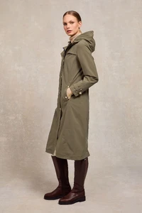 17Look37-FolgateRainCoat_Khaki__2024-10-01_SS25_Ecom_AJ_63702.webp