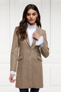 2023-05-10_AW23_Ecomm82725_Look19-HighgroveCoat_CharltonTweed__4.webp