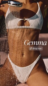 [2025.12.24] lavarice.swim_3795427798320418086.jpg