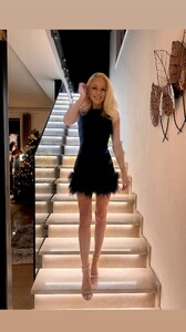 [2025.12.24] terezatomasova_3795336875180039972.jpg