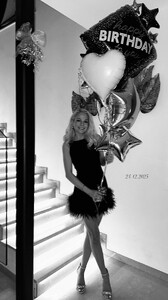 [2025.12.24] terezatomasova_3795361218392002348.jpg