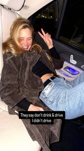 [2025.12.31] barrefaeli_3799835417827132144.jpg