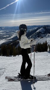 [2025.12.31] kelseymerritt_3800115549888824087.jpg