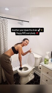 [2025.12.31] victoriajustice_3800174321793627714.jpg