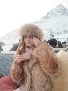 [2026.01.03] loveshackfancy_610659096_18552312394031905_1516694940533759488_n.jpg