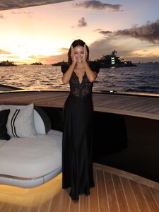 [2026.01.03] nina_608807358_18572816929006013_1098620742802350345_n.jpg