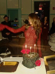 [2026.01.10] missleannerae_3807350053099326507.jpg