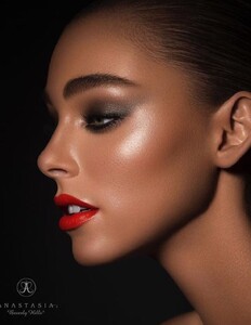 [2026.01.11] elizabethcturner_3807818156317382849.jpg