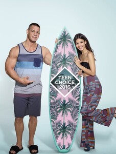 [2026.01.12] victoriajustice_615153402_18644622481006824_3139826831141058216_n.jpg