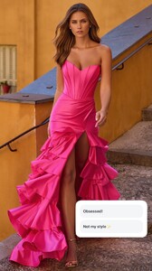 [2026.01.13] sherrihill's2026-1-13-17.37.85 story.jpg