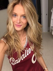 [2026.01.14] katelove_615833336_18552953671054296_2119092712245520836_n.jpg