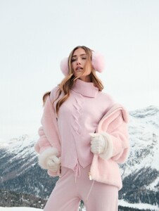 [2026.01.15] loveshackfancy_612500642_18554330500031905_4699219245764546428_n.jpg