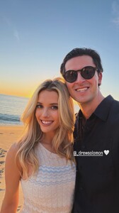 [2026.01.16] lindsaymariebrewer's2026-1-17-3.20.743 story.jpg